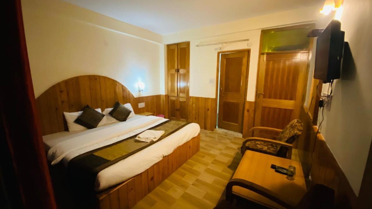 Hadimba Regency Hostel Manali  Exterior photo