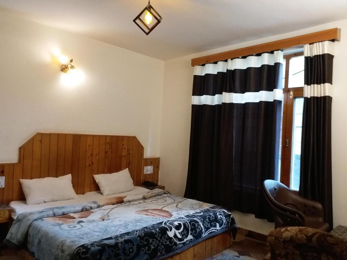 Hadimba Regency Hostel Manali  Exterior photo
